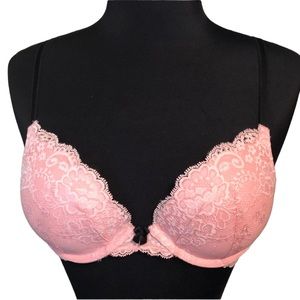 Victoria’s Secret lace Dream Angels push-up bra